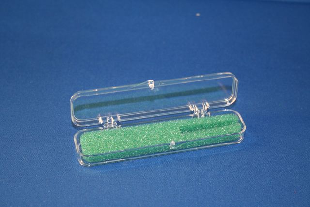 Reed Box, Plastic Flip-Top w/Foam Insert